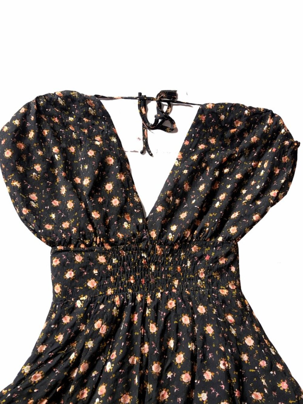 WAYF Floral Maxi Dress XS Black Ditsy Tiered Ruffle V-Neck Puff Sleeve Slit NWT - Picture 4 of 5